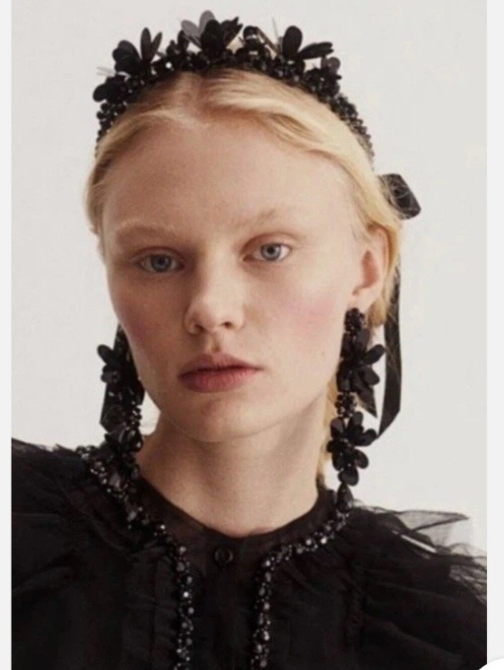 Simone Rocha and H&M Black Floral Sequin Earrings - Picture 3 of 3